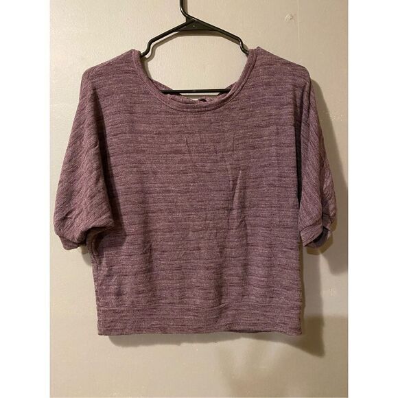 Forever 21 Purple Criss Cross Back Short Sleeve Top Size Small - Picture 1 of 4